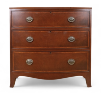 English Georgian Style chest of drawers